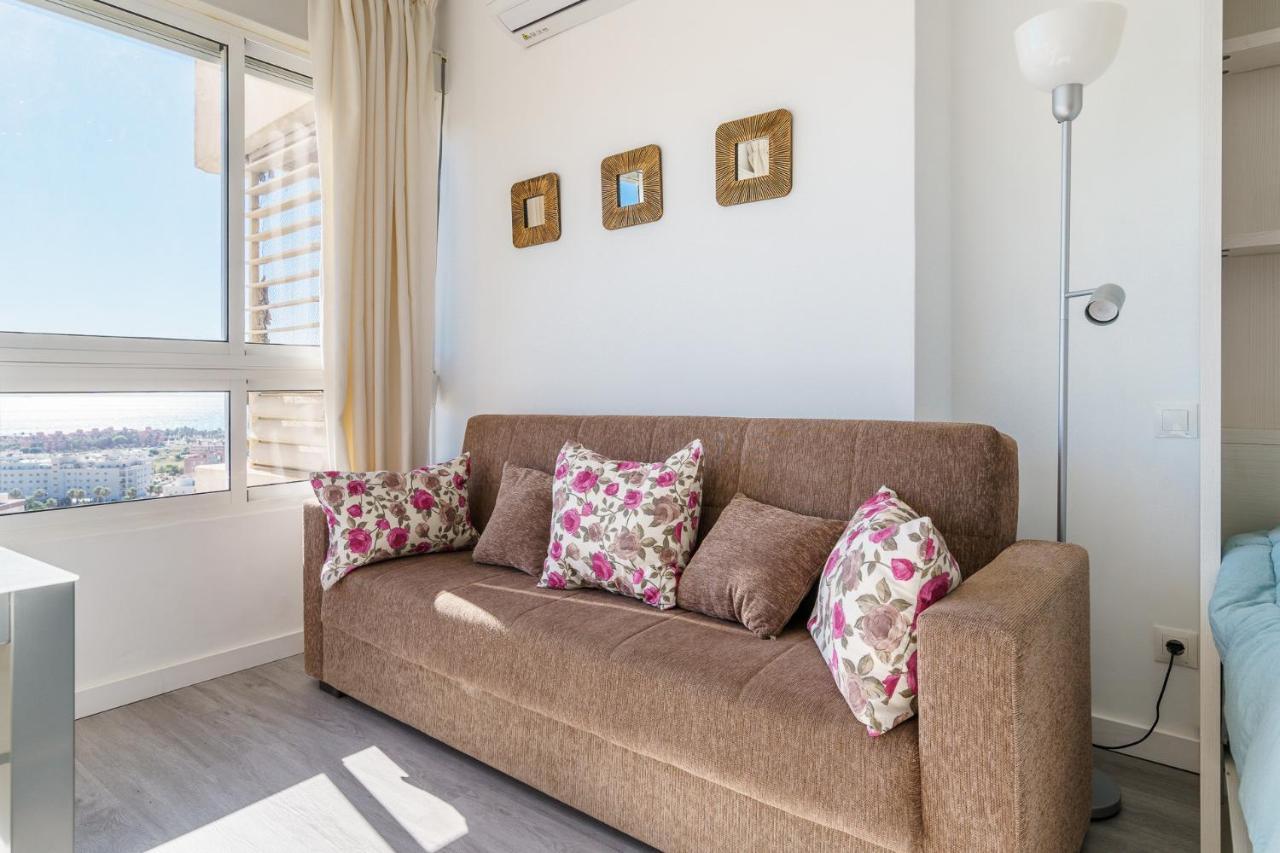 Malagasuite Comfy Studio & Pool Torremolinos Ngoại thất bức ảnh